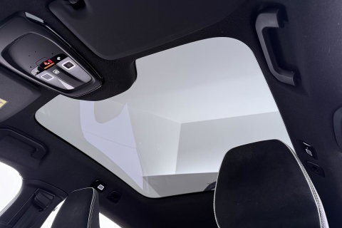 Volvo C40 Recharge Twin Plus 78 kWh | ACC | Panoramadak | Warmtepomp | Trekhaak | BLIS | Keyless | Stoel+Stuurverwarming | 19 inch