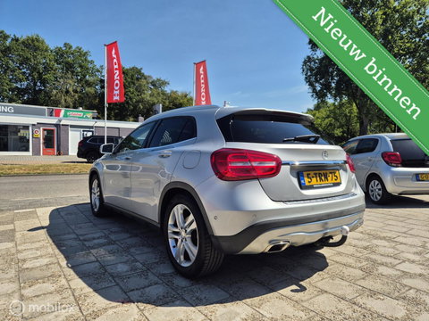 Mercedes-Benz GLA 200 Prestige, Pano, Leer, Trekhaak, NAP!