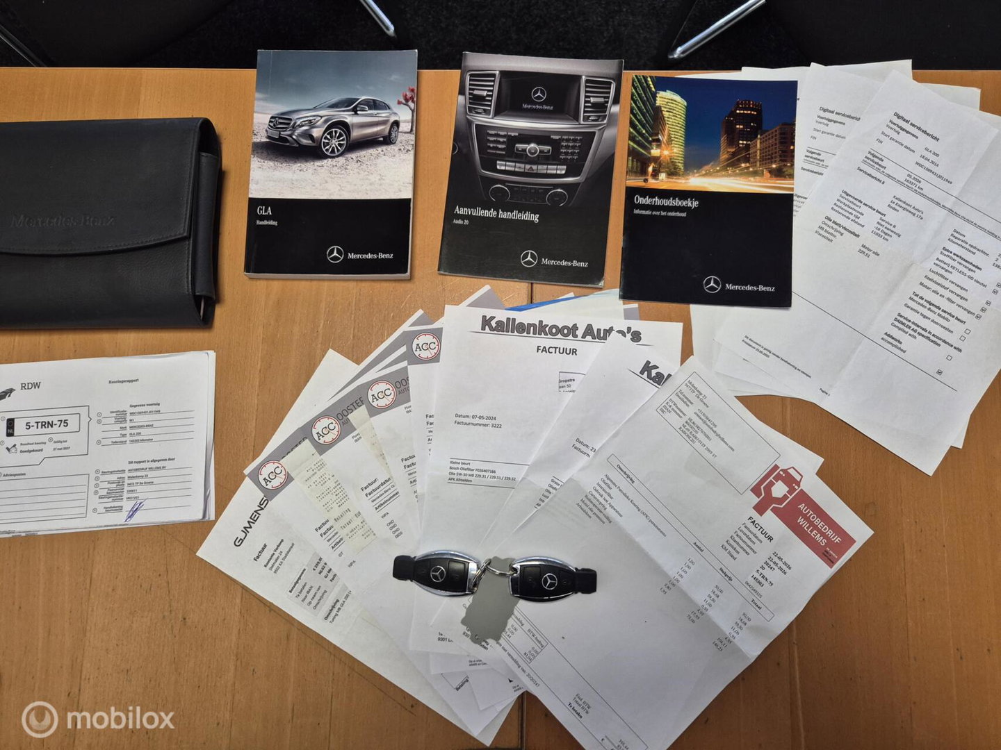 Mercedes-Benz GLA 200 Prestige, Pano, Leer, Trekhaak, NAP!