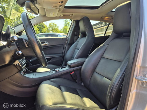 Mercedes-Benz GLA 200 Prestige, Pano, Leer, Trekhaak, NAP!