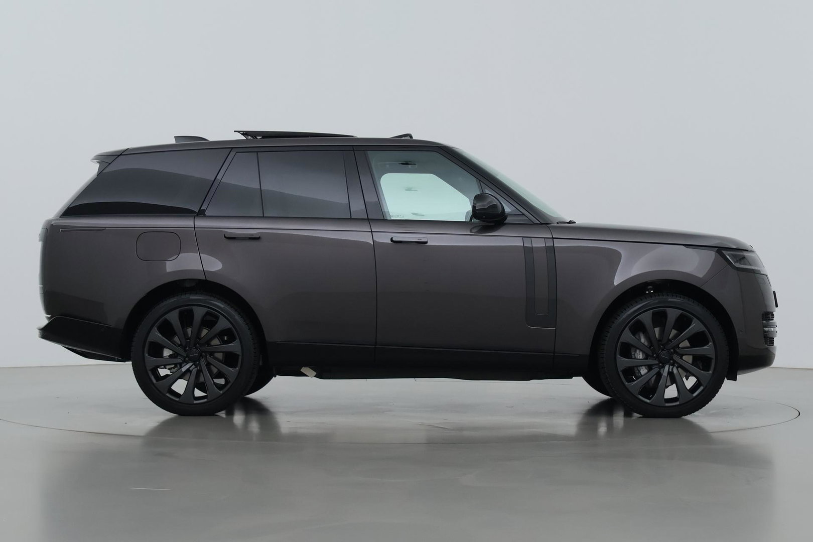 Land Rover Range Rover 3.0 P460e SE PHEV | ACC | Luchtvering | Panoramadak | 360° Camera | Head-Up | Meridian 3D | Stoelventilatie | 23 Inch