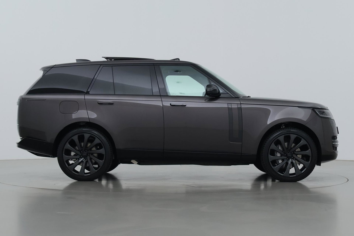 Land Rover Range Rover 3.0 P460e SE PHEV | ACC | Luchtvering | Panoramadak | 360° Camera | Head-Up | Meridian 3D | Stoelventilatie | 23 Inch