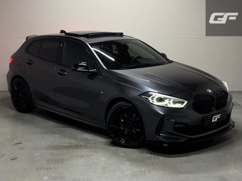 BMW 1 Serie 118i M-Sport Pano H/K Leer Sfeer Carplay NAP