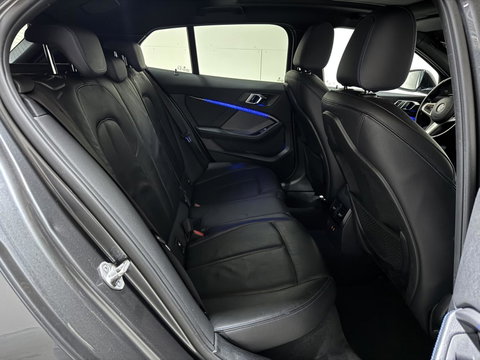 BMW 1 Serie 118i M-Sport Pano H/K Leer Sfeer Carplay NAP