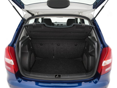 Škoda Fabia 1.4-16V Ambiente *AIRCO | CRUISE | PDC | COMFORT-SEATS | 15''ALU | TOWBAR*