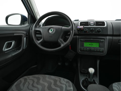 Škoda Fabia 1.4-16V Ambiente *AIRCO | CRUISE | PDC | COMFORT-SEATS | 15''ALU | TOWBAR*