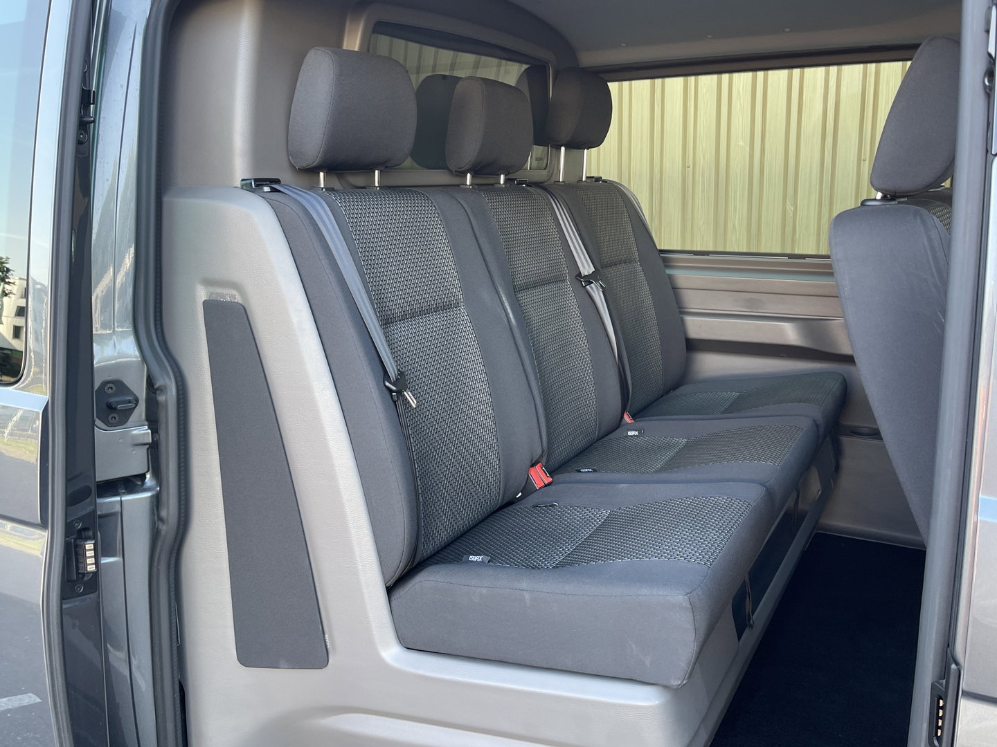 Volkswagen Transporter 2.0 TDI L2H1 30 DC | Marge! | BPM Vrij | Bulli | Bear Lock | Apple Carplay | Cruise Control Adaptief | Voorruit Verwarming | Achteruitrij Camera |