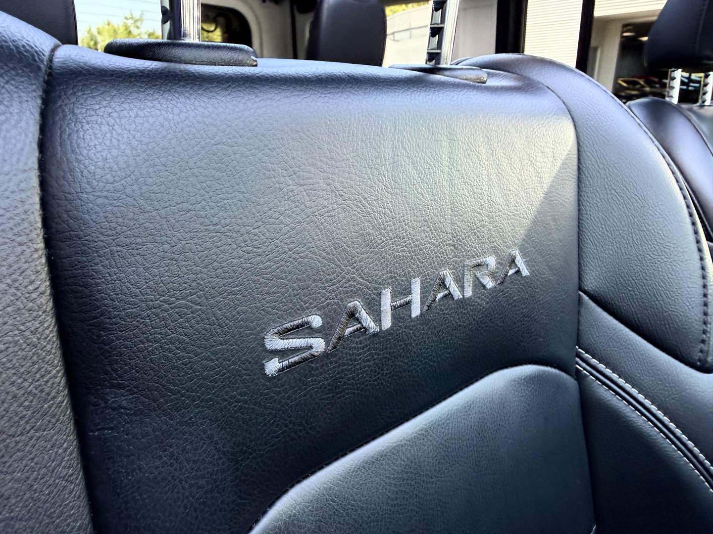Jeep Wrangler UNLIMITED Jeep Wrangler 380 Unlimited/Sahara 2.0 PHEV Softtop AWD 4x4 Leer Navi Led-Xenon
