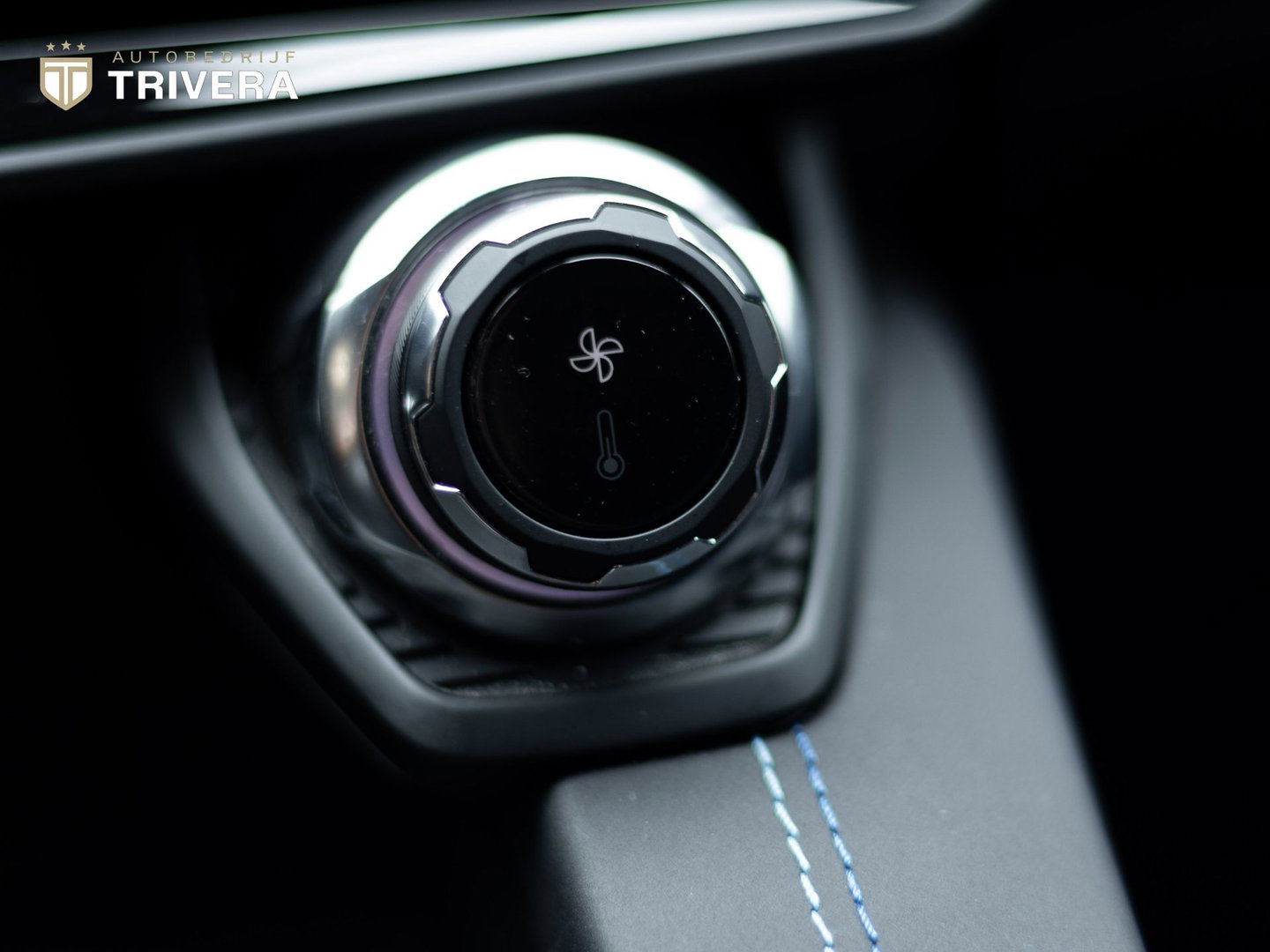 Lynk & Co 01 Lynk & Co 01 1.5 l SoH 96% l PANO l 360°camera l INFINITY Sound l Zwrt Hemel l 1ste eig. l BTW Auto l CARPLAY