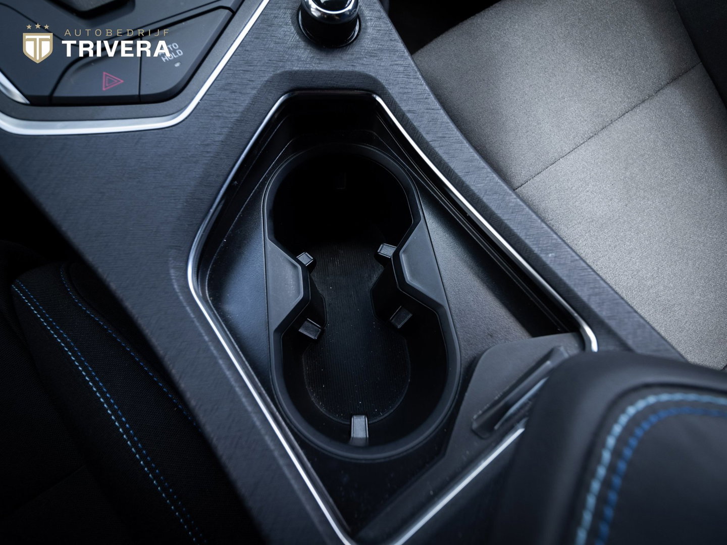 Lynk & Co 01 Lynk & Co 01 1.5 l SoH 96% l PANO l 360°camera l INFINITY Sound l Zwrt Hemel l 1ste eig. l BTW Auto l CARPLAY
