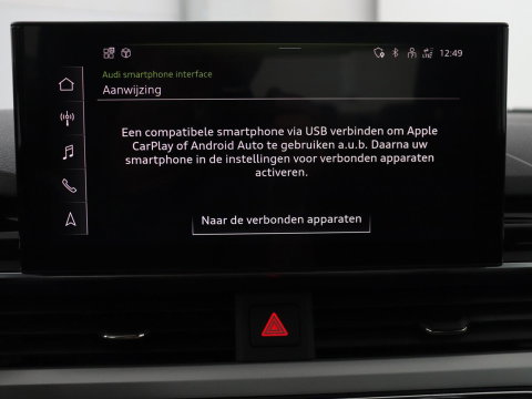 Audi A4 Limousine 35 TFSI Launch edition Business | Cruise controle | Navigatie | Carplay | Sfeerverlichting | Drive select | Virtueel dashboard | Parkeersensoren