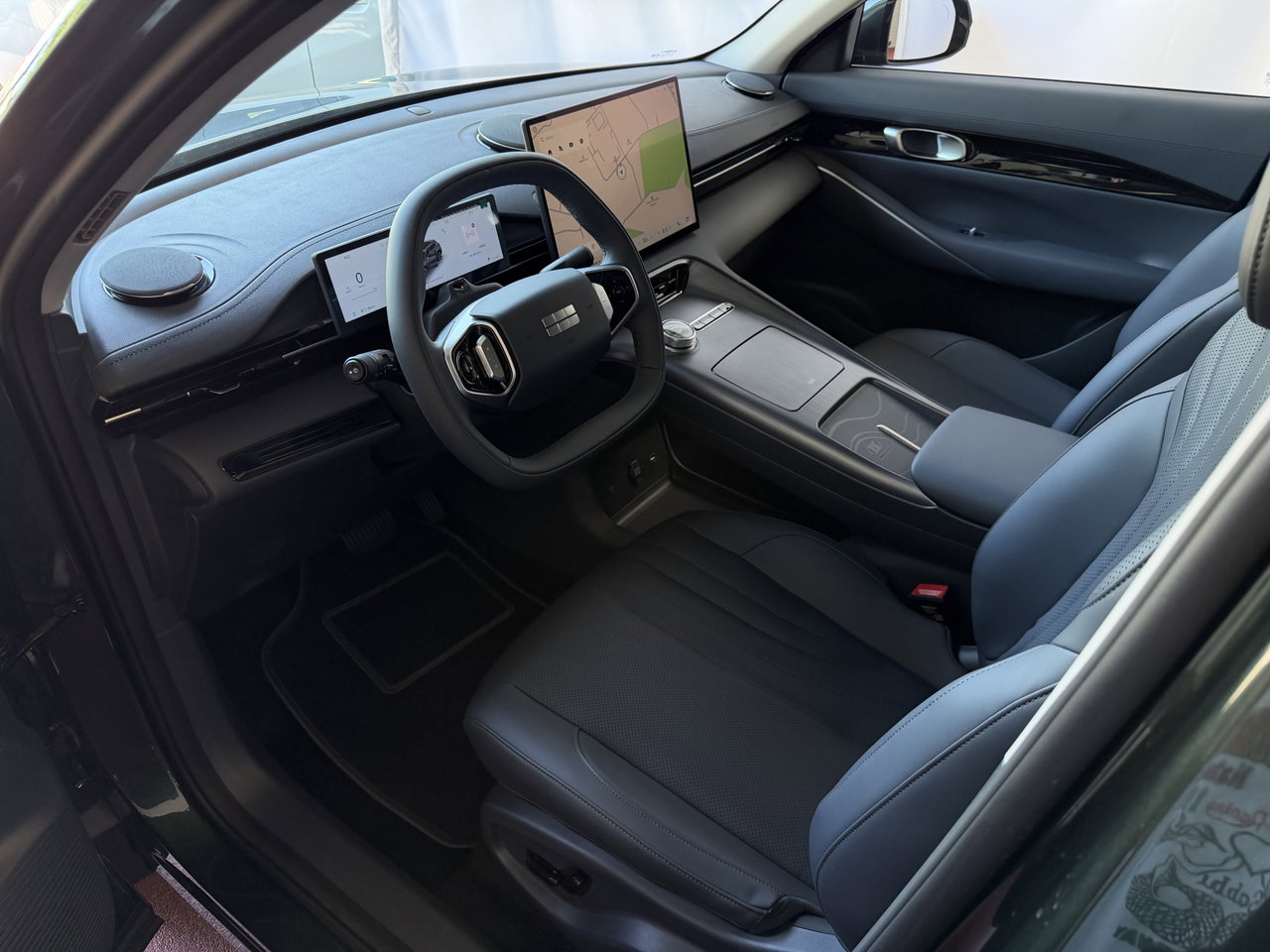 Geely E5
