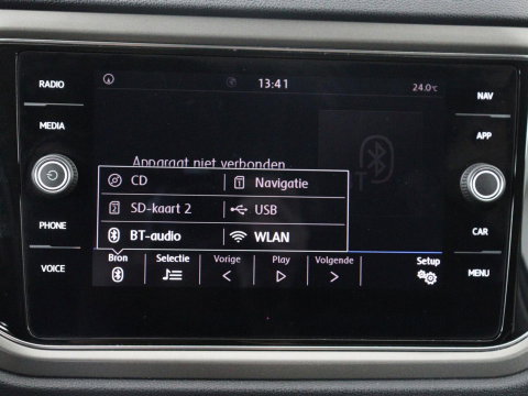 Volkswagen T-Roc 1.5 TSI Sport | Stoelverwarming | Adaptive cruise | Navigatie | Bluetooth | Camera | Park assist | Climate controle | Lane assist | Trekhaak