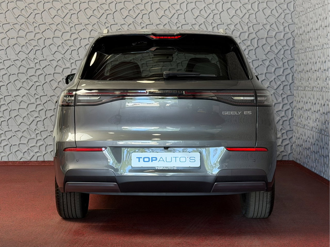 Geely E5