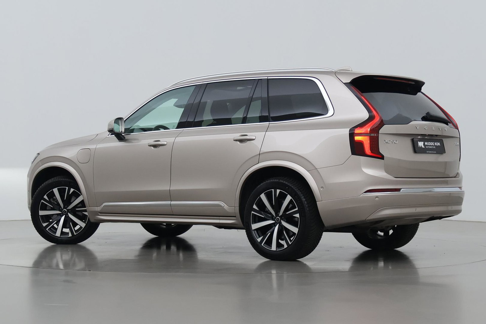 Volvo XC90 T8 Plug-in hybrid Ultra Bright | ACC | Panoramadak | Bowers&Wilkins | 360° Camera | Massage | Head-Up | Trekhaak