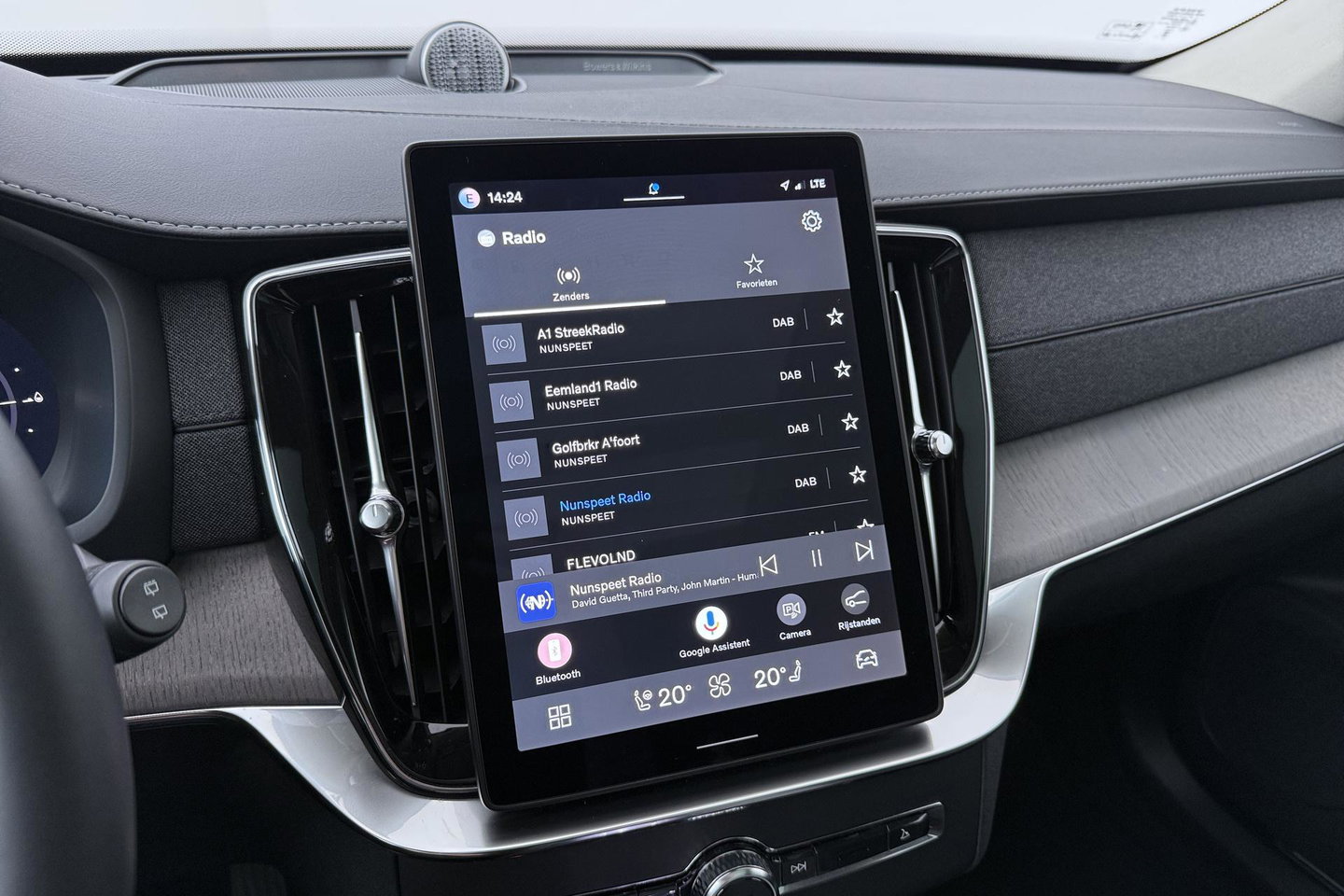 Volvo XC90 T8 Plug-in hybrid Ultra Bright | ACC | Panoramadak | Bowers&Wilkins | 360° Camera | Massage | Head-Up | Trekhaak