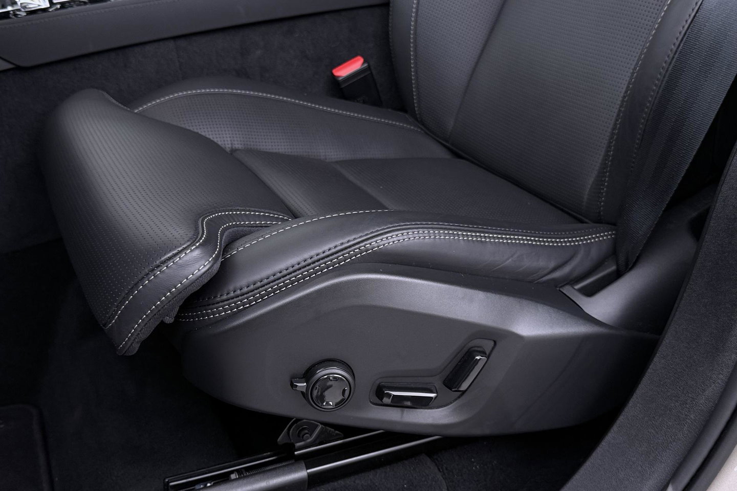 Volvo XC90 T8 Plug-in hybrid Ultra Bright | ACC | Panoramadak | Bowers&Wilkins | 360° Camera | Massage | Head-Up | Trekhaak
