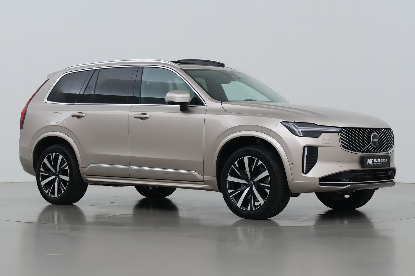 Volvo XC90 T8 Plug-in hybrid Ultra Bright | ACC | Panoramadak | Bowers&Wilkins | 360° Camera | Massage | Head-Up | Trekhaak