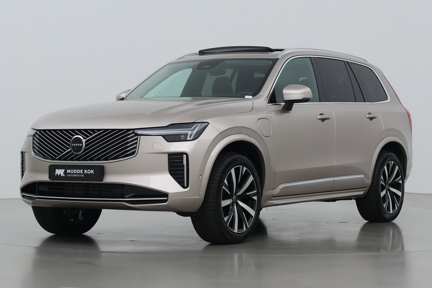 Volvo XC90 T8 Plug-in hybrid Ultra Bright | ACC | Panoramadak | Bowers&Wilkins | 360° Camera | Massage | Head-Up | Trekhaak
