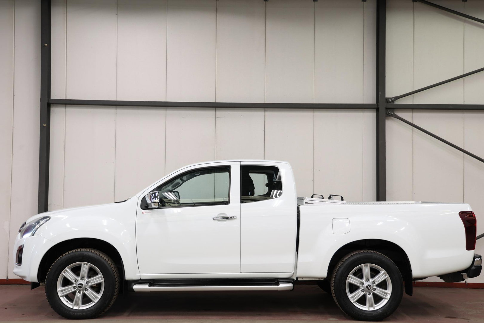 Isuzu D-Max 1.9 Extended Cab AUTOMAAT 3500KG TREKHAAK EURO 6