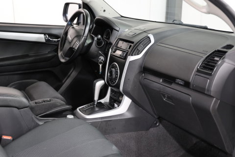 Isuzu D-Max 1.9 Extended Cab AUTOMAAT 3500KG TREKHAAK EURO 6