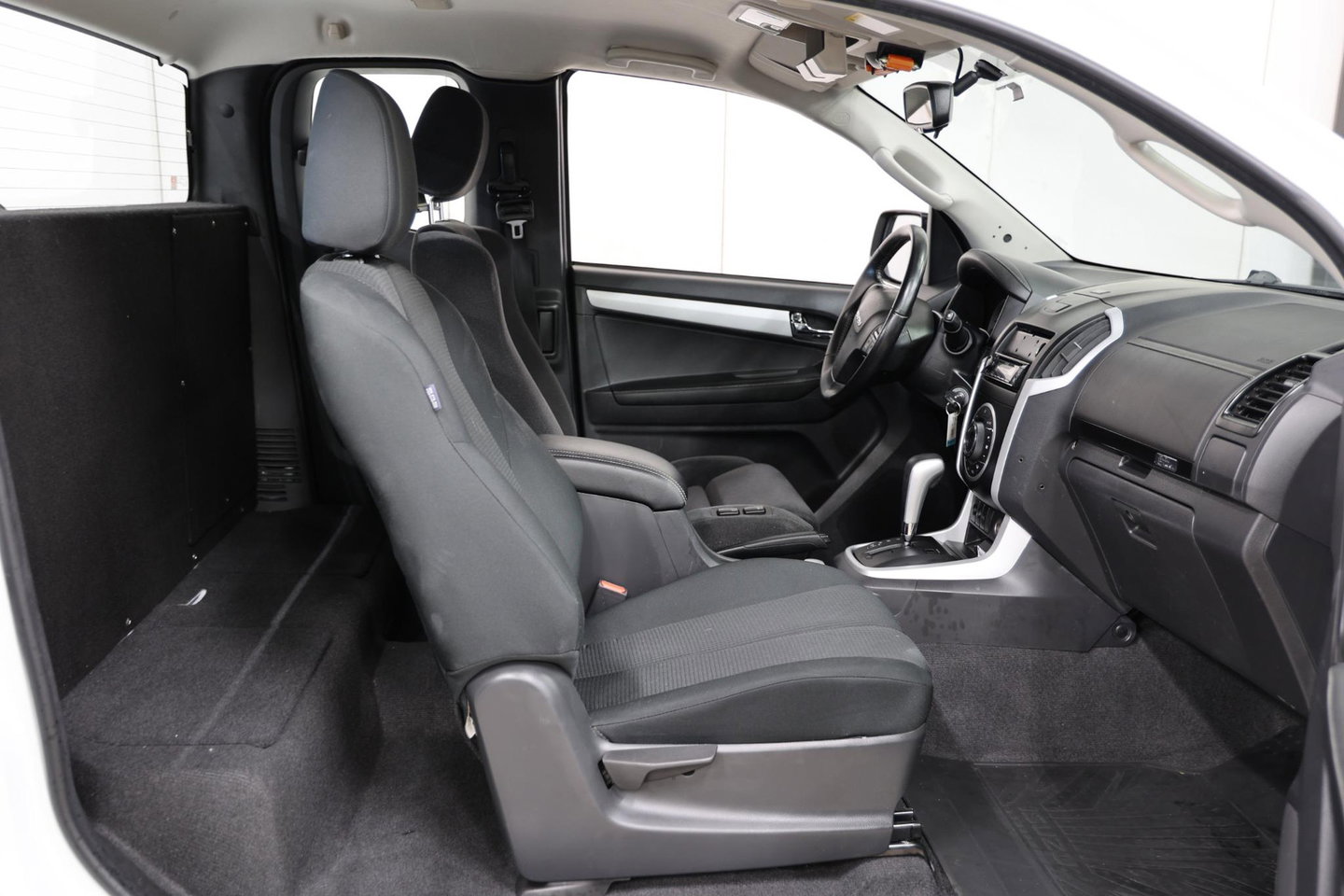Isuzu D-Max 1.9 Extended Cab AUTOMAAT 3500KG TREKHAAK EURO 6