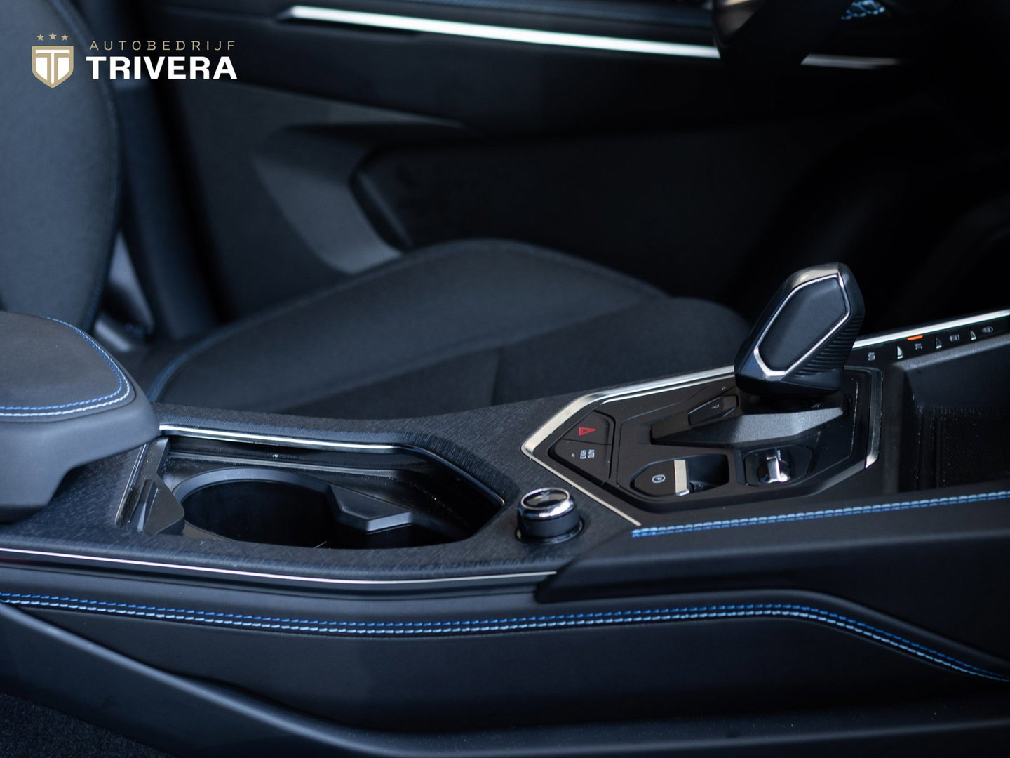 Lynk & Co 01 Lynk & Co 01 1.5 l SoH 96% l PANO l 360°camera l INFINITY Sound l Zwrt Hemel l 1ste eig. l BTW Auto l CARPLAY