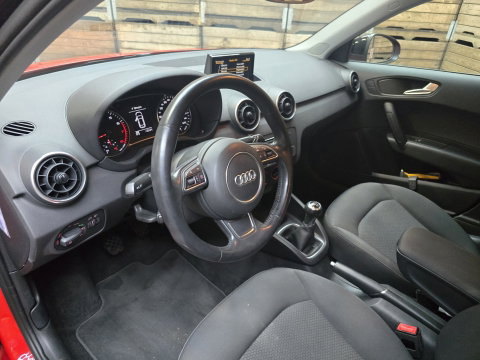 Audi A1 Sportback 1.0 TFSI Adrenalin Two Tone Navigatie Cruise Airco 17"LM
