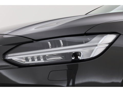Volvo V90 2.0 T6 Plug-in hybrid AWD Ultimate Bright | Long Range | Pano | 360 Cam | Stoel ventilatie | ACC | Blis | H&K Audio |