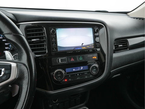 Mitsubishi Outlander 2.0 PHEV Business Edition (Plug-In) Aut. *LEATHER-MICROFIBRE | NAVI-FULLMAP | CAMERA | KEYLESS | HEATED-SPORTSEATS | PRIVACY-GLASS | SHIFTPADDLES | ECC | CRUISE | TOWBAR | 16''ALU*
