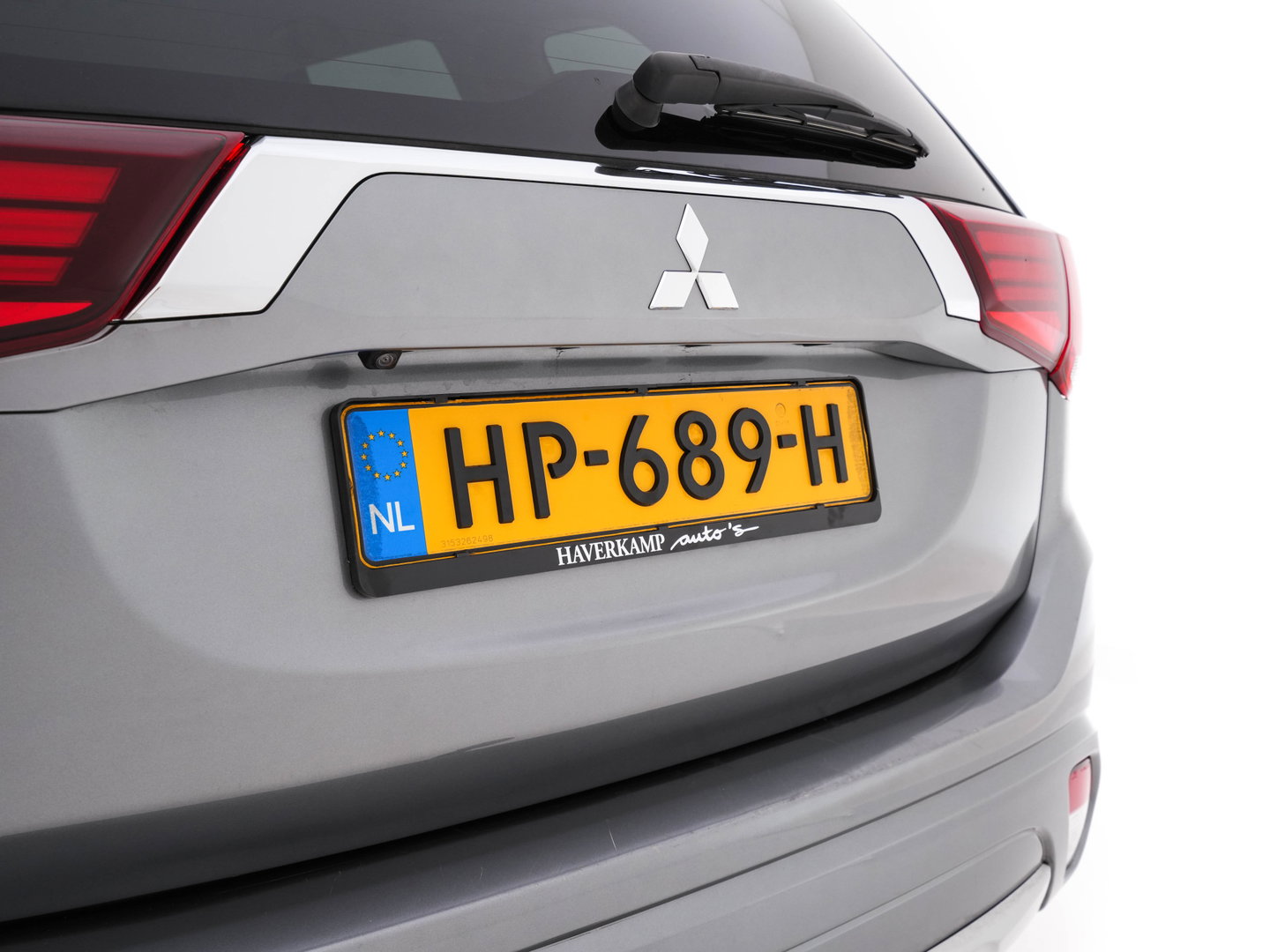 Mitsubishi Outlander 2.0 PHEV Business Edition (Plug-In) Aut. *LEATHER-MICROFIBRE | NAVI-FULLMAP | CAMERA | KEYLESS | HEATED-SPORTSEATS | PRIVACY-GLASS | SHIFTPADDLES | ECC | CRUISE | TOWBAR | 16''ALU*
