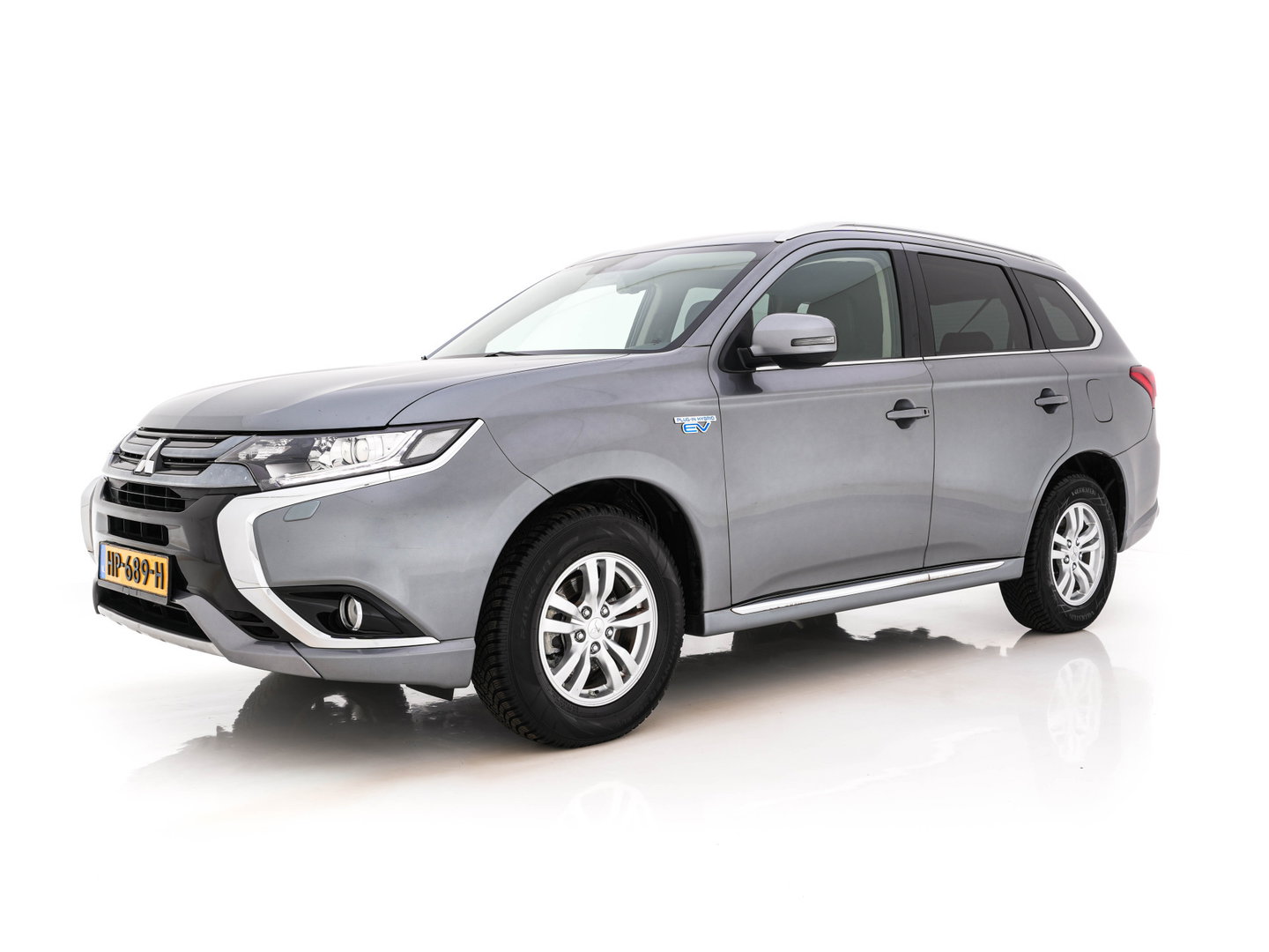 Mitsubishi Outlander 2.0 PHEV Business Edition (Plug-In) Aut. *LEATHER-MICROFIBRE | NAVI-FULLMAP | CAMERA | KEYLESS | HEATED-SPORTSEATS | PRIVACY-GLASS | SHIFTPADDLES | ECC | CRUISE | TOWBAR | 16''ALU*
