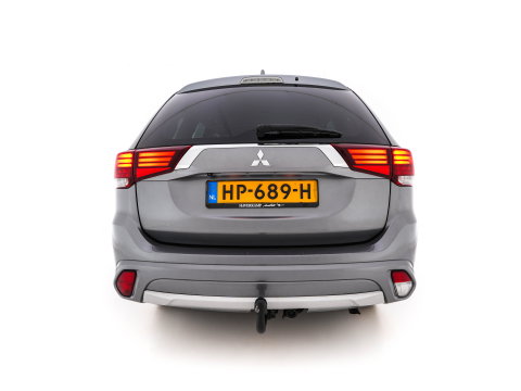 Mitsubishi Outlander 2.0 PHEV Business Edition (Plug-In) Aut. *LEATHER-MICROFIBRE | NAVI-FULLMAP | CAMERA | KEYLESS | HEATED-SPORTSEATS | PRIVACY-GLASS | SHIFTPADDLES | ECC | CRUISE | TOWBAR | 16''ALU*
