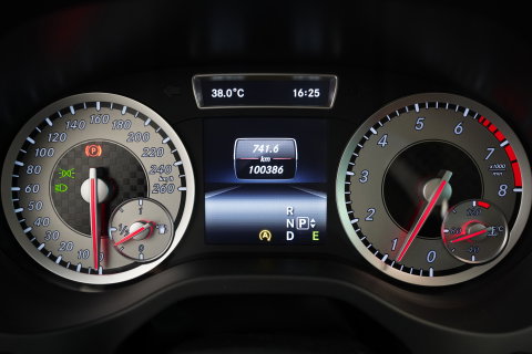 Mercedes-Benz A-Klasse 180 Ambition AMG Navi Panoramadak PDC NAP! Automaat!
