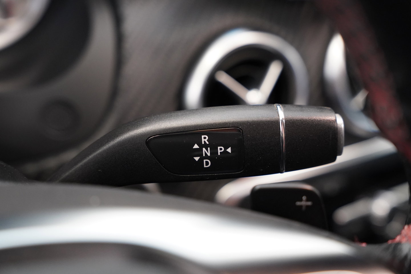 Mercedes-Benz A-Klasse 180 Ambition AMG Navi Panoramadak PDC NAP! Automaat!