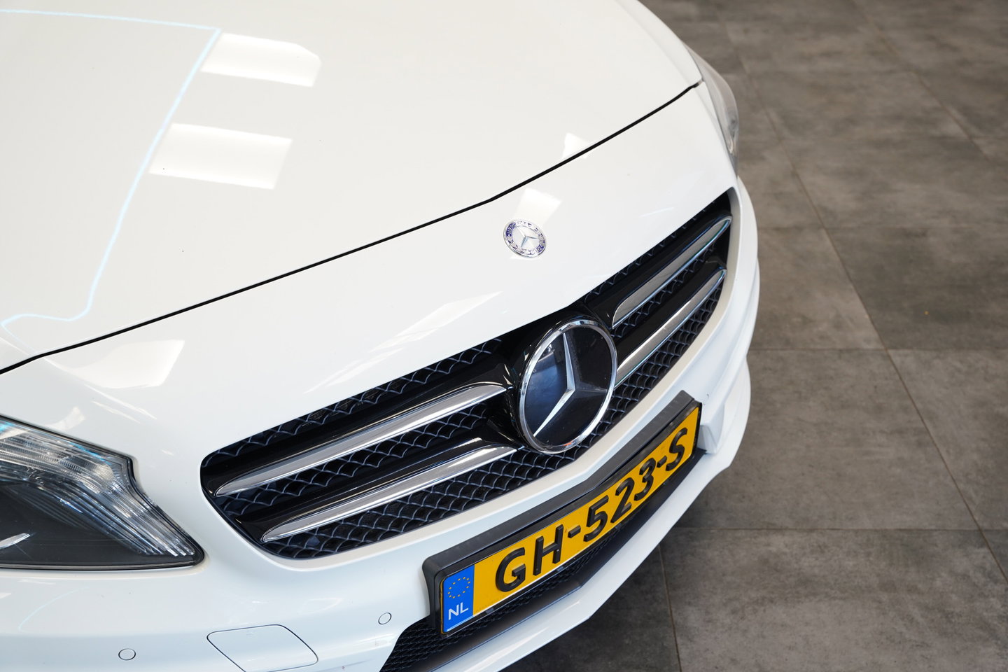 Mercedes-Benz A-Klasse 180 Ambition AMG Navi Panoramadak PDC NAP! Automaat!