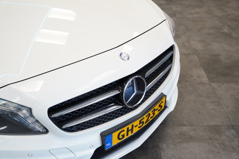 Mercedes-Benz A-Klasse 180 Ambition AMG Navi Panoramadak PDC NAP! Automaat!