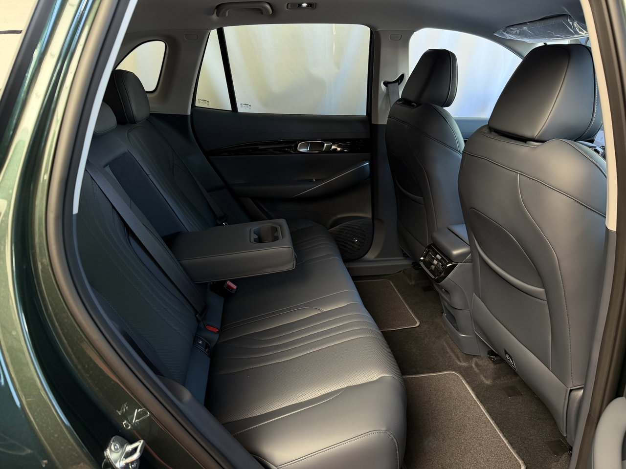 Geely E5