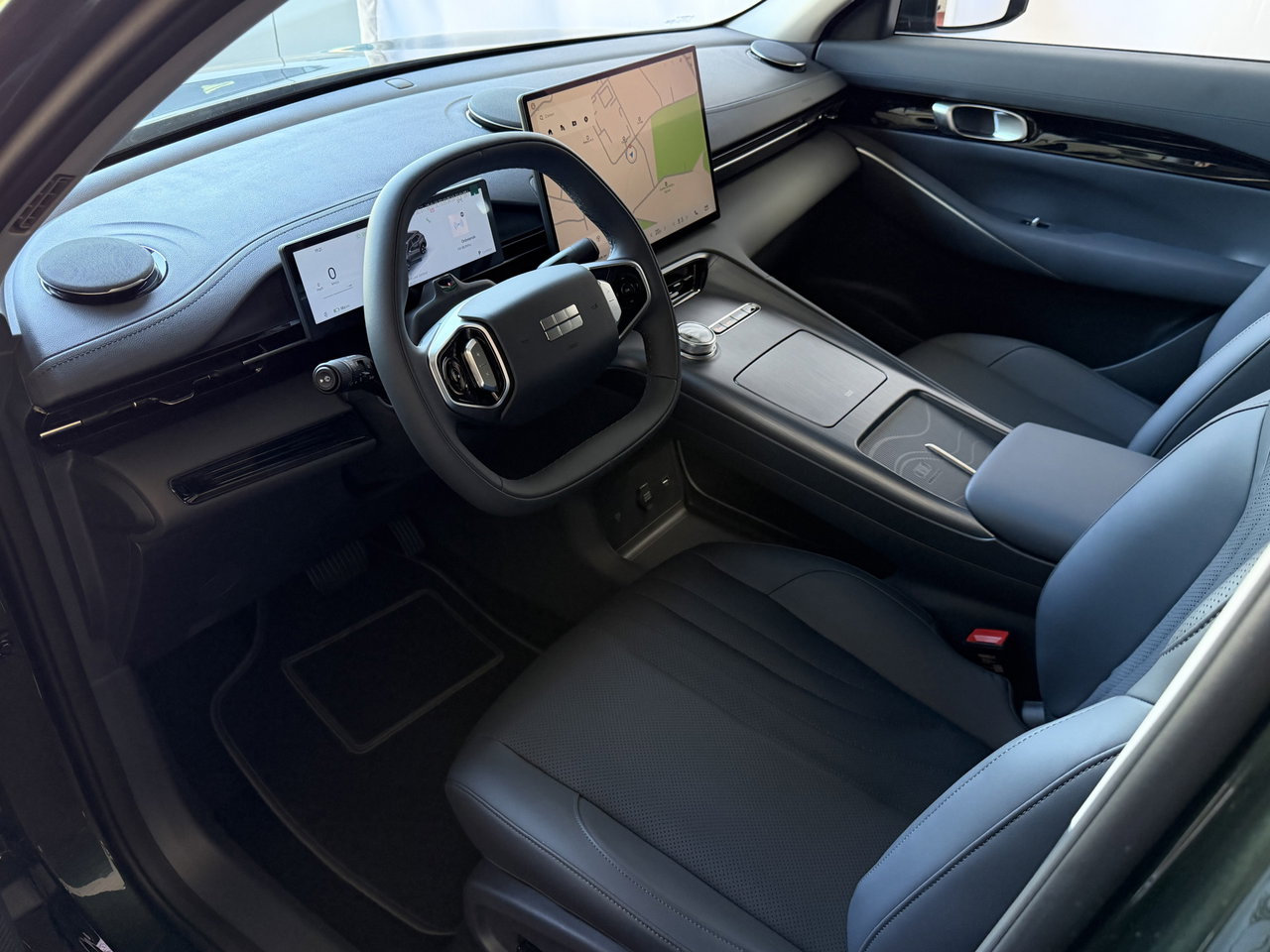 Geely E5