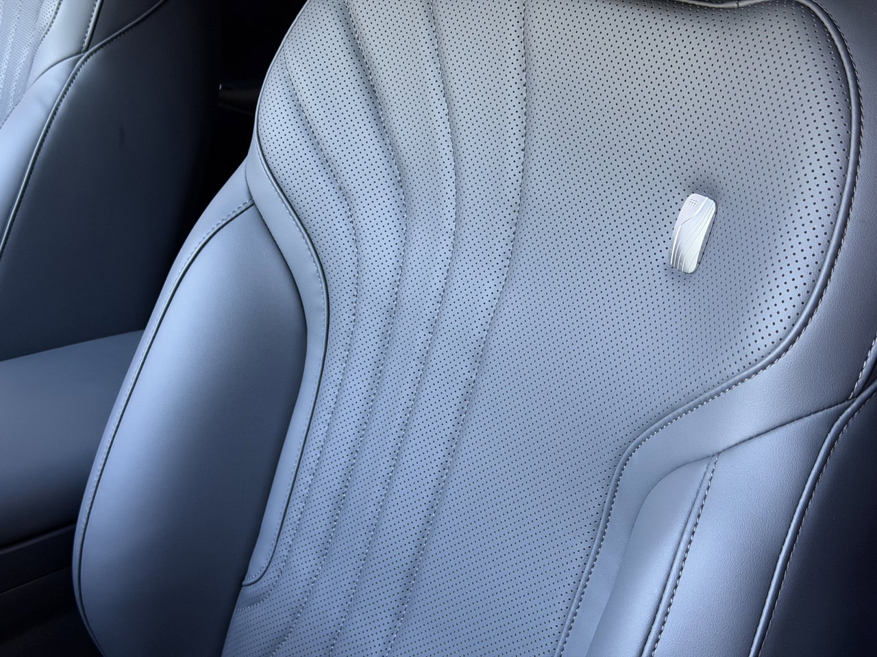 Geely E5