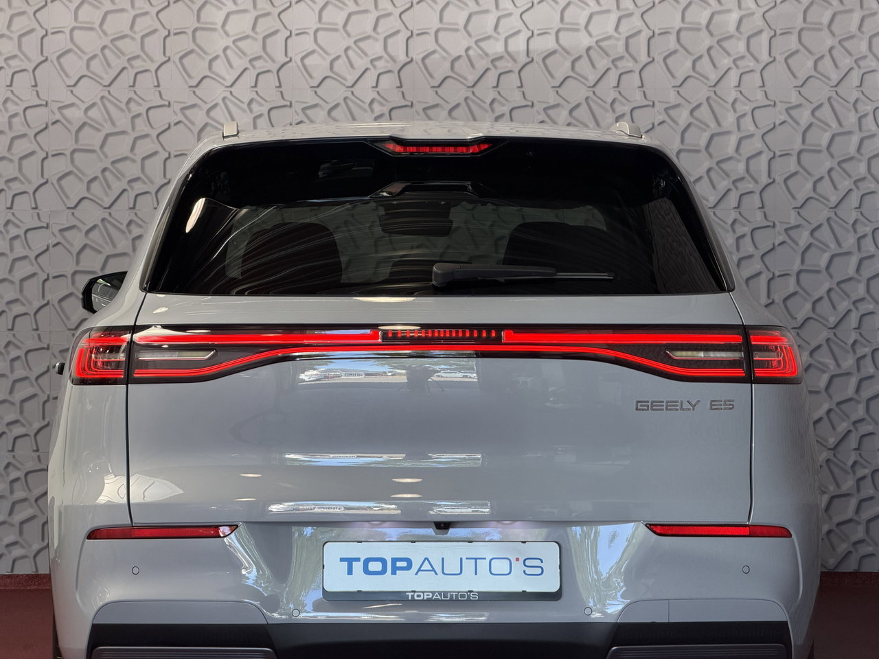 Geely E5