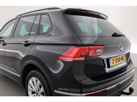 Volkswagen Tiguan 1.5 TSI Life | Rijklaar!! | Adapt. Cruise | Trekhaak | Navi | Stoel- Stuurverw. | All Season | Apple CarPlay |