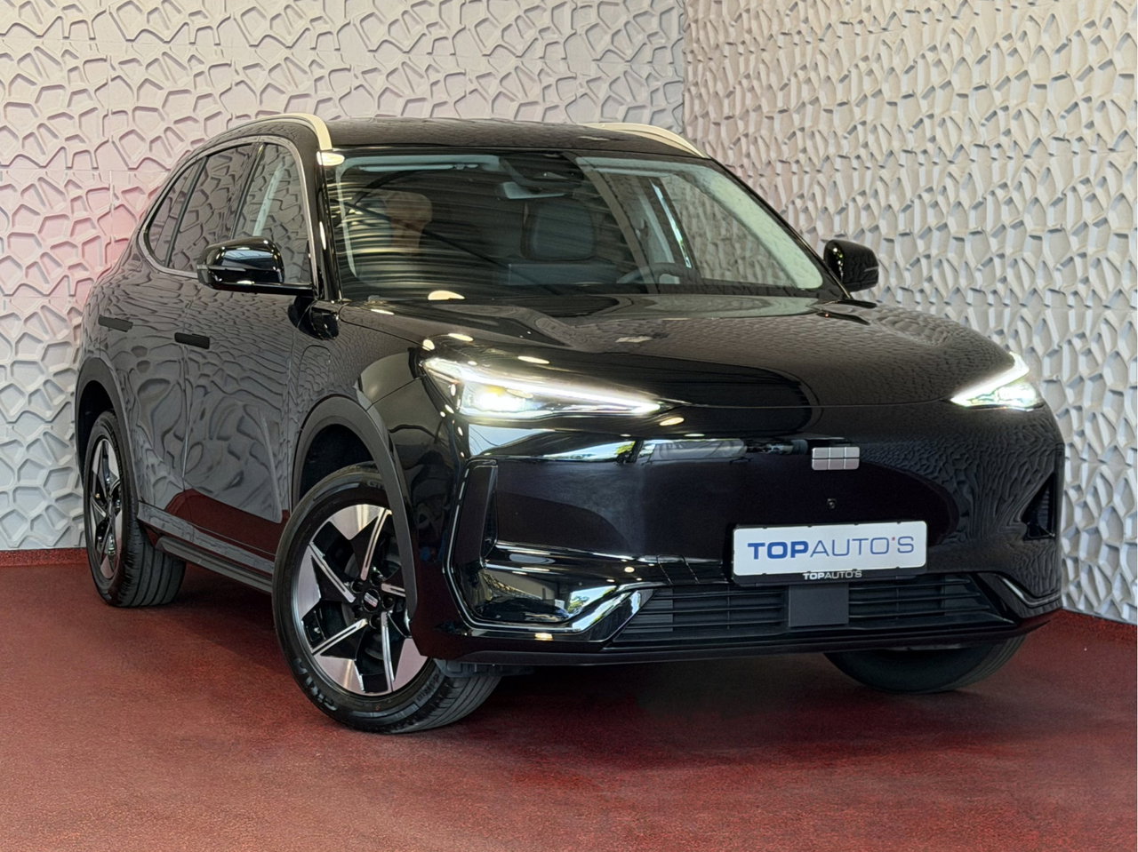 Geely E5