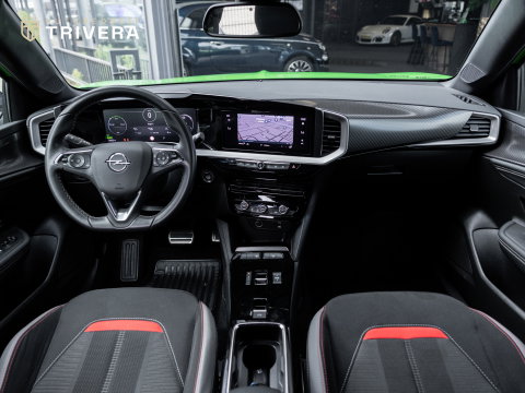 Opel Mokka-e GS Line 50-kWh 11kw bl. l SoH 100% l CAM l NAVI l BTW Auto l Climate l CARPLAY l Zo goed als nieuw l zeer lage KM
