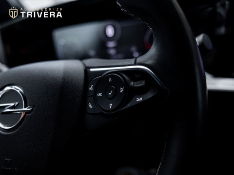 Opel Mokka-e GS Line 50-kWh 11kw bl. l SoH 100% l CAM l NAVI l BTW Auto l Climate l CARPLAY l Zo goed als nieuw l zeer lage KM