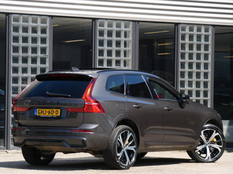 Volvo XC60 T8 R-DESIGN/ PANORAMADAK/ 360° CAMERA/ HEAD-UP/ H&K AUDIO/ TREKHAAK