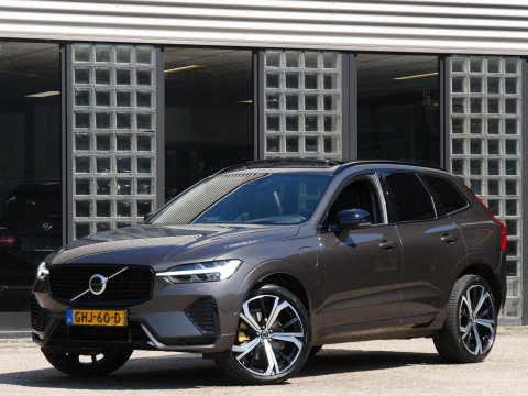 Volvo XC60 T8 R-DESIGN/ PANORAMADAK/ 360° CAMERA/ HEAD-UP/ H&K AUDIO/ TREKHAAK