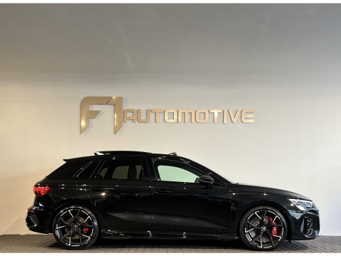 Audi RS3 Sportback 2.5 TFSI quattro Pano|HuD|Keyless|Memory|B&O|Sfeer