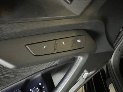 Audi RS3 Sportback 2.5 TFSI quattro Pano|HuD|Keyless|Memory|B&O|Sfeer