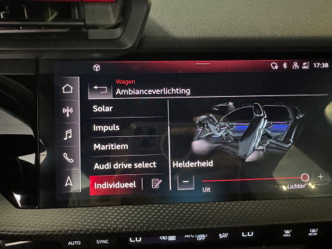 Audi RS3 Sportback 2.5 TFSI quattro Pano|HuD|Keyless|Memory|B&O|Sfeer